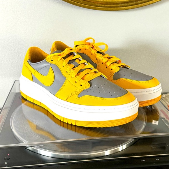 Women Air Jordan Elevate Low | Size 11.5 - Picture 1 of 6